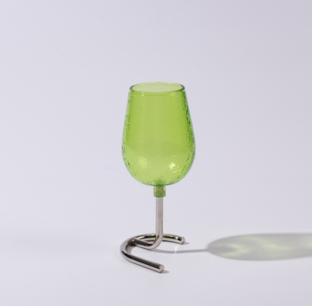 Wine Glass Pistachio green - SLOWLY RISING