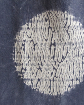 Moon Shadows - mokume shibori totebag in shades of black, blue and grey. 100 % organic cotton.