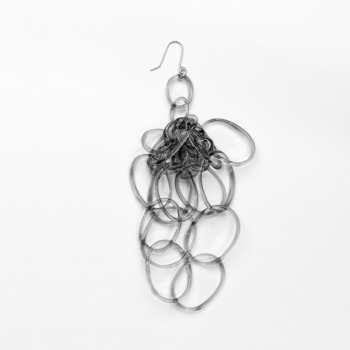 chandelier earring (large) -BLACK 