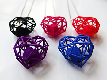 3D printed wireframe heart necklace - Pink