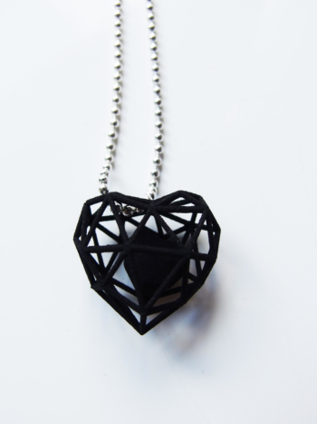3D printed wireframe heart necklace - Black